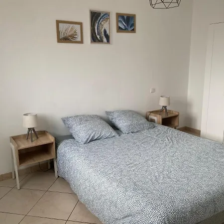 Des Landes Appartamento Blendecques